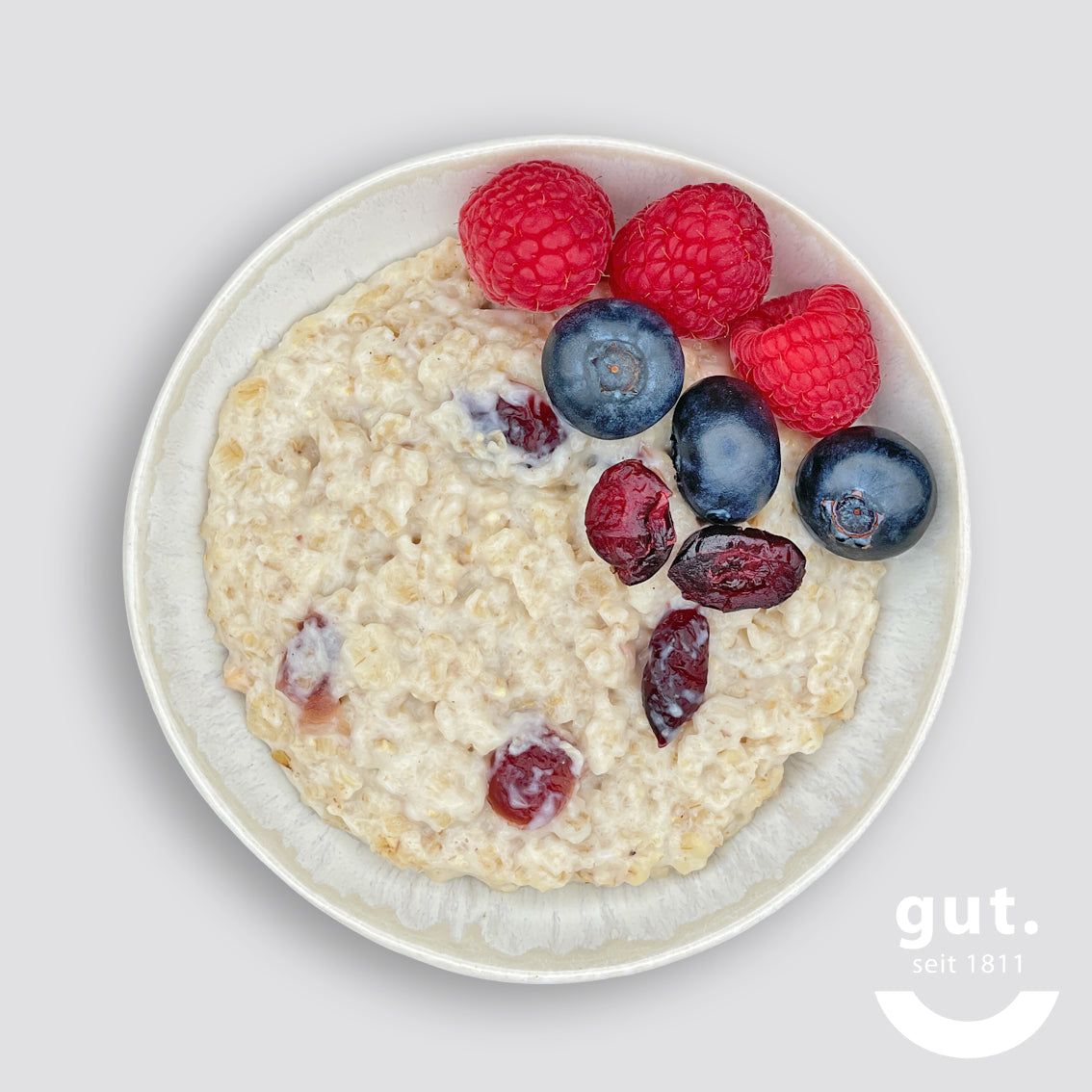 Porridge mit Beeren